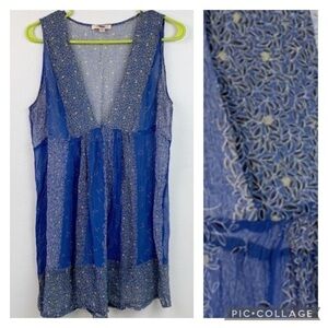 Urban Outfitters Lux: Silk V neck sheer floral sleeveless tunic top blouse EUC